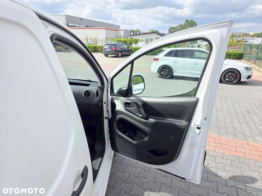 Peugeot Partner - 11