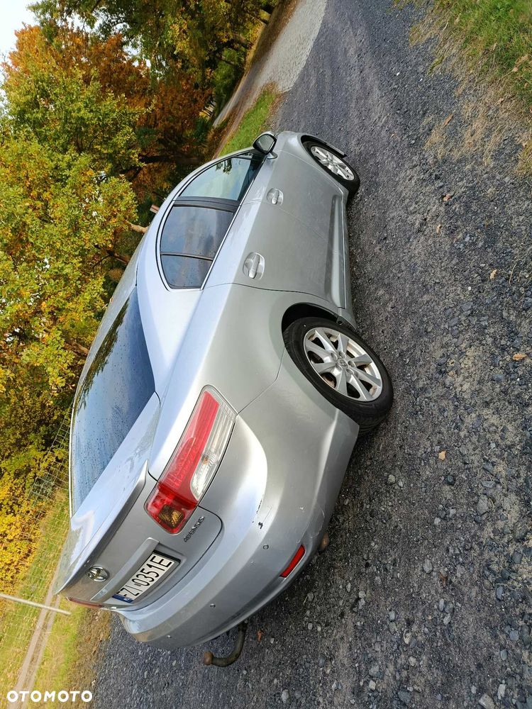 Toyota Avensis 2009 photo 5