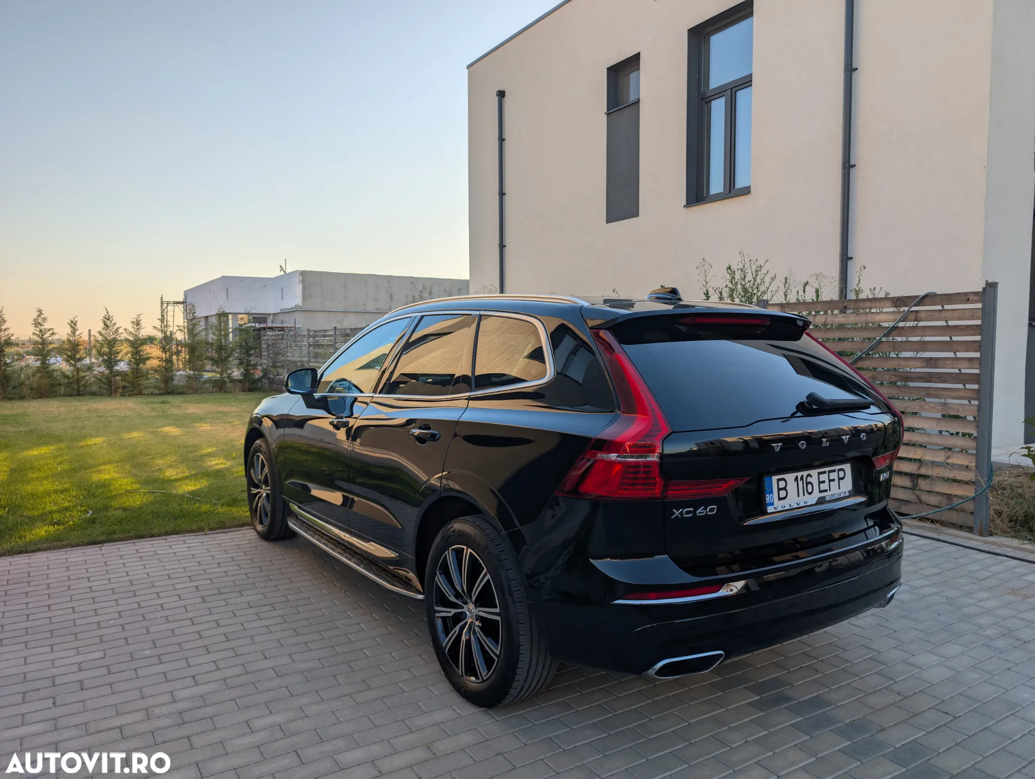 Volvo XC 60 B5 MHEV AT8 AWD Inscription - 4