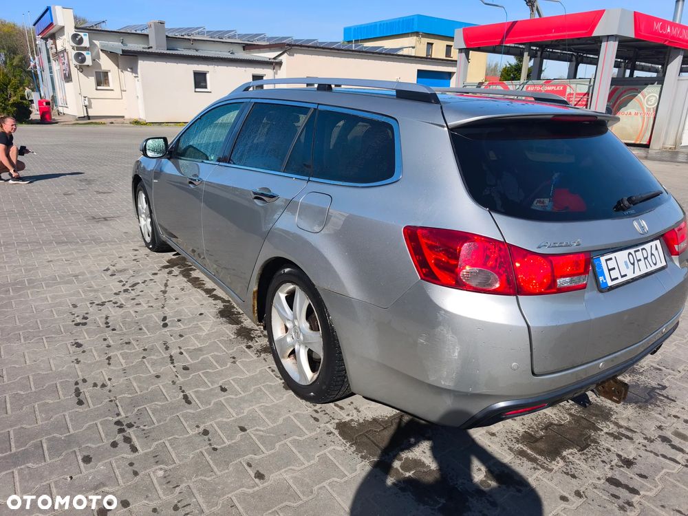 Honda Accord 2.0 Executive - 6
