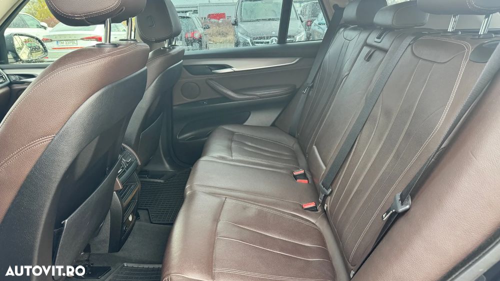 BMW X5 xDrive30d Sport-Aut. - 6