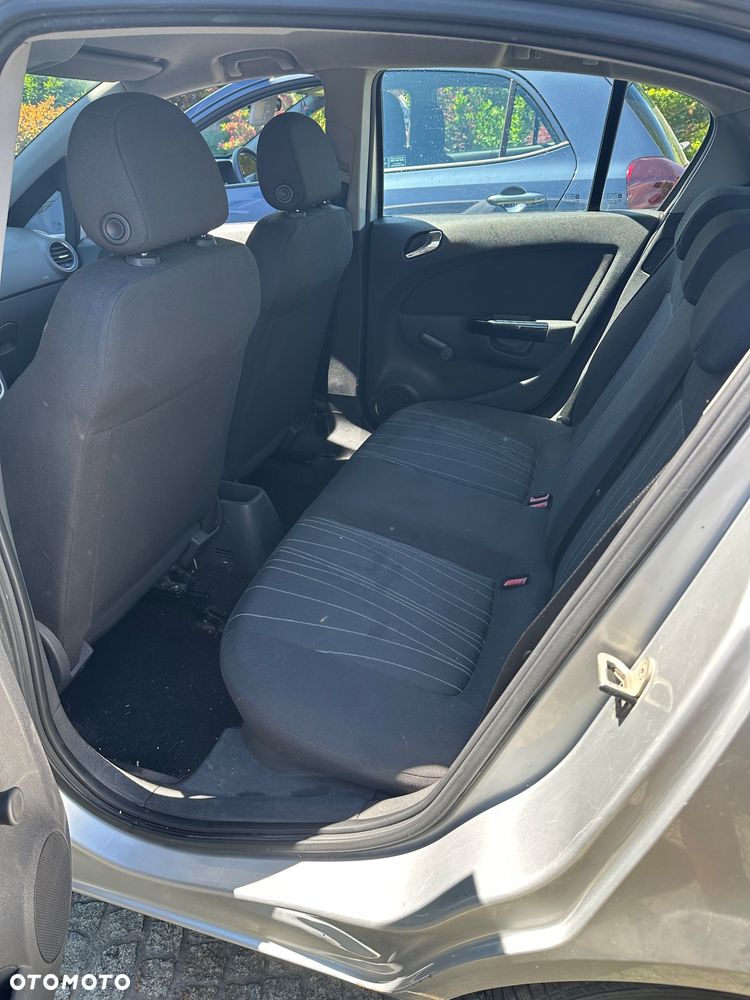 Opel Corsa 1.2 16V Enjoy - 19