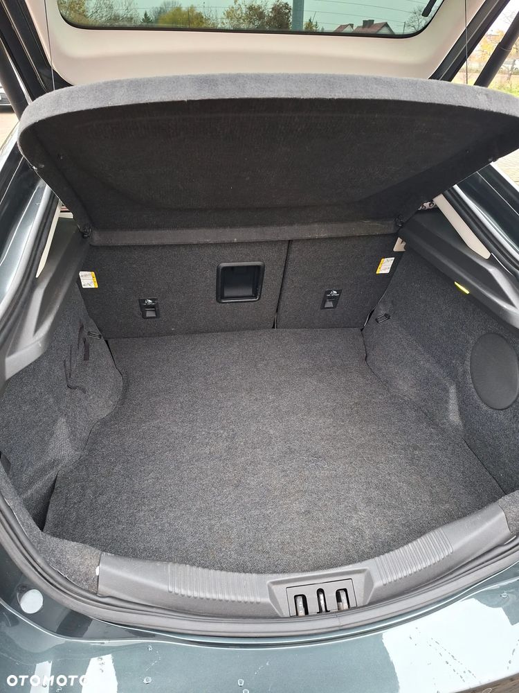 Ford Mondeo 2.0 TDCi Titanium PowerShift - 11