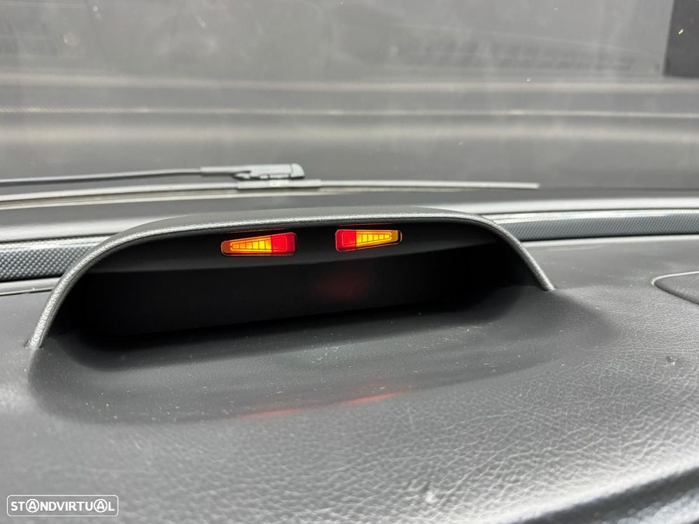 Mercedes-Benz Vaneo 1.7 CDi Family - 17