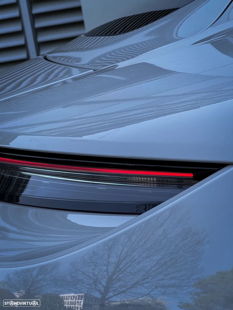 Porsche Taycan Bateria Performance Plus - 34