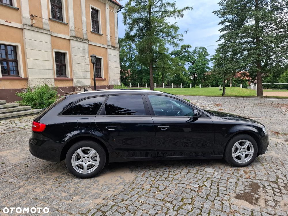 Audi A4 Avant 2.0 TDI DPF clean diesel multitronic Ambition - 4