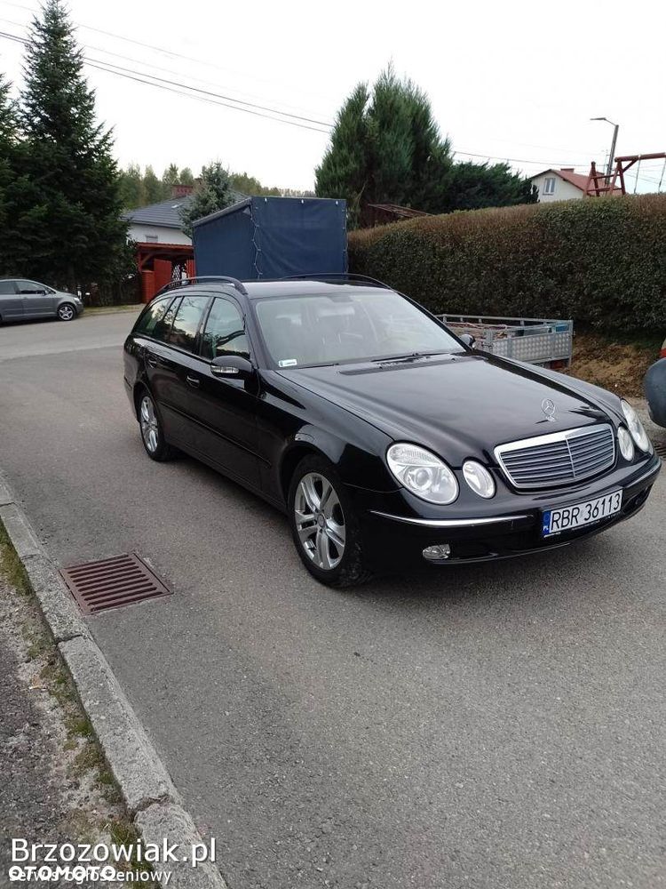 Mercedes-Benz Klasa E 320 CDI T Classic - 1