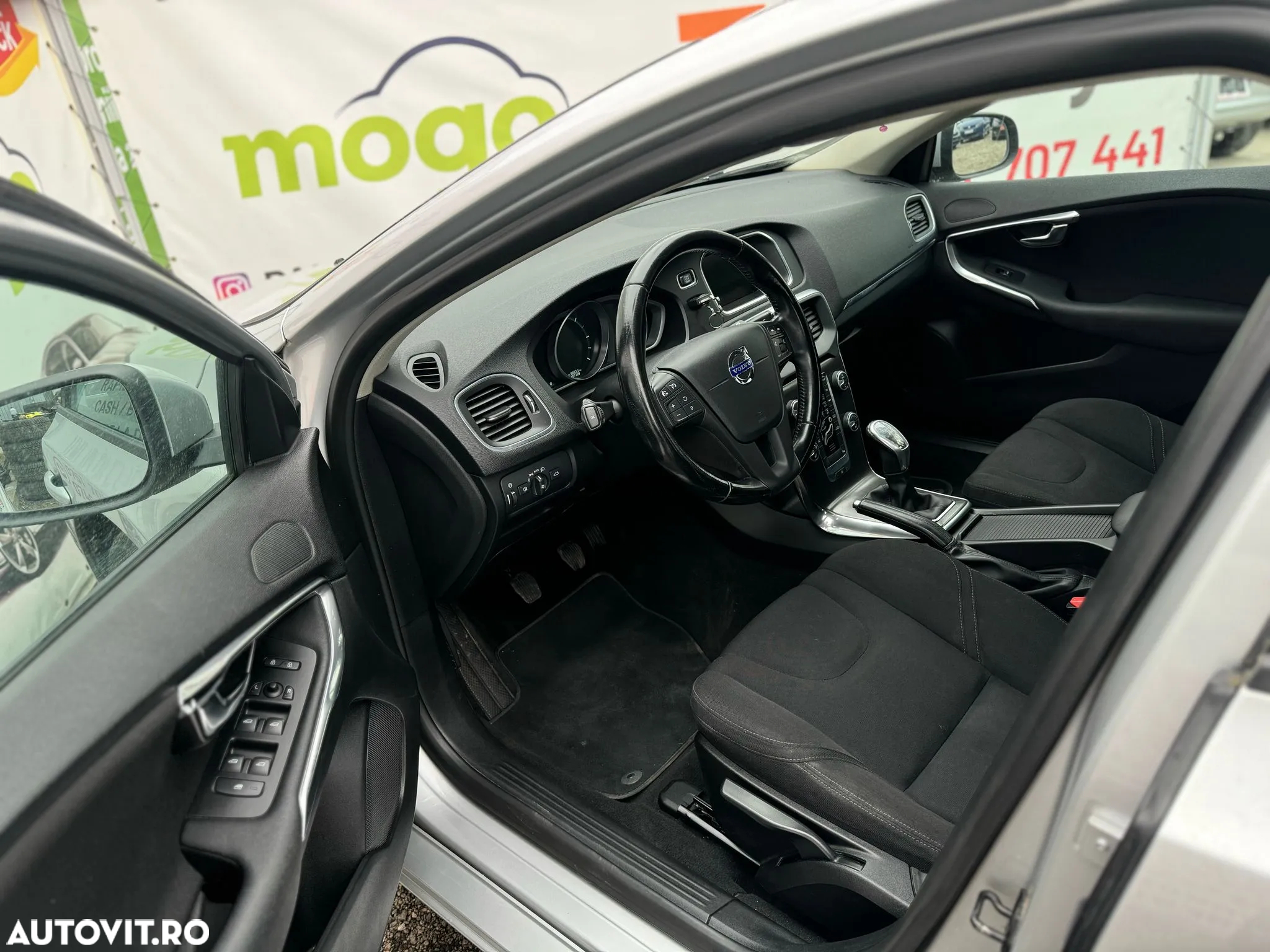 Volvo V40 D2 - 23