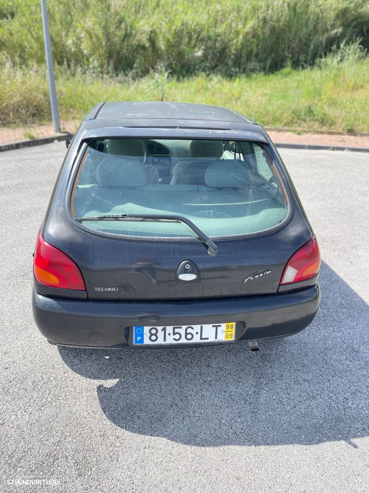 Ford Fiesta 1.25 Techno - 4