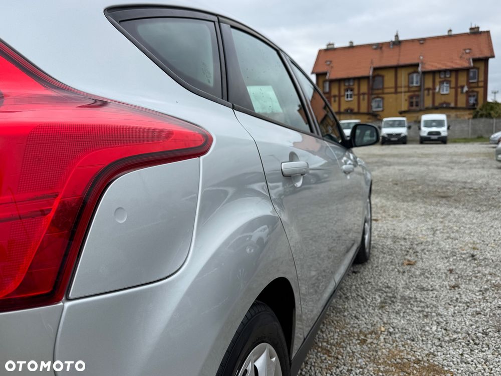 Ford Focus 1.0 EcoBoost Trend - 11