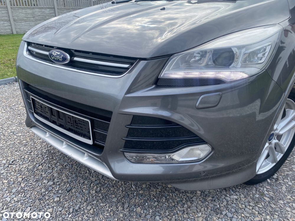 Ford Kuga 2.0 TDCi 2x4 Titanium - 38