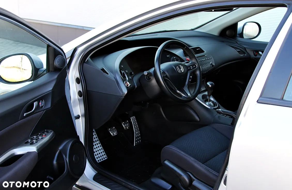 Honda Civic 1.8 Sport - 14