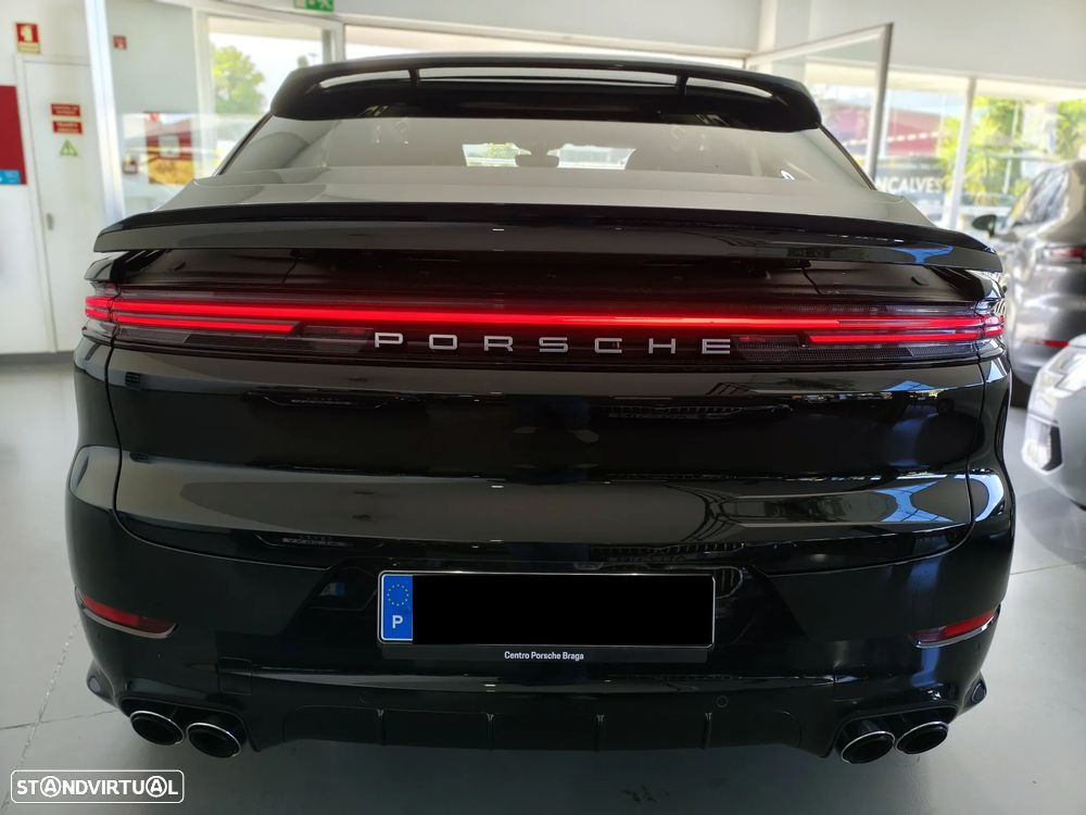 Porsche Cayenne Coupé E-Hybrid - 43