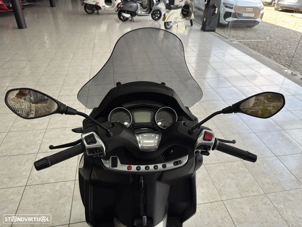 Piaggio MP3 400 HPE - 29
