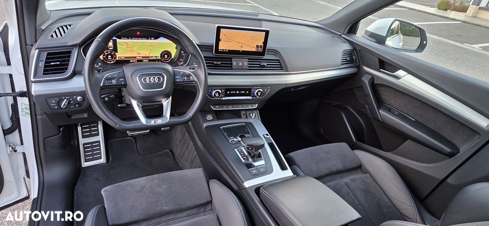 Audi Q5 40 TDI quattro S tronic design - 33