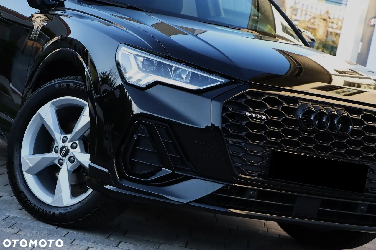 Audi Q3 Sportback - 13
