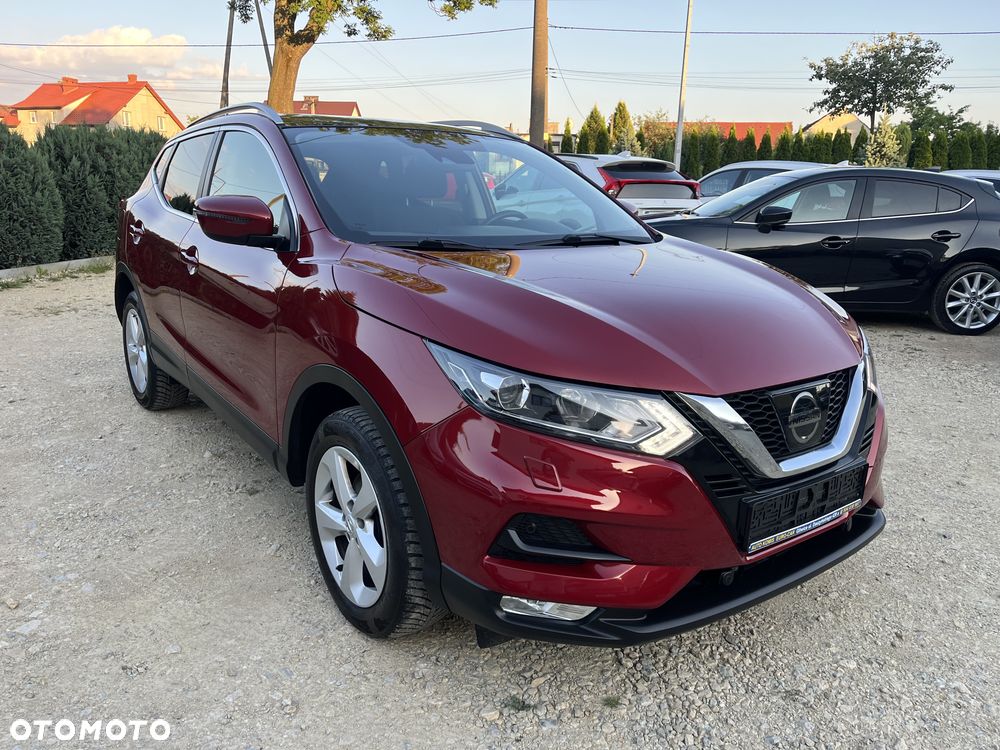 Nissan Qashqai 1.6 DIG-T N-Connecta - 2