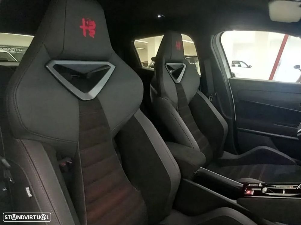 Alfa Romeo Junior Elletrica 50 kWh Veloce - 8