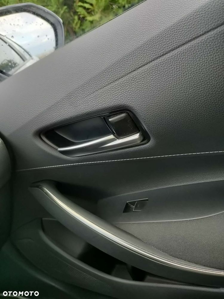 Toyota Corolla 2.0 Hybrid Comfort - 20