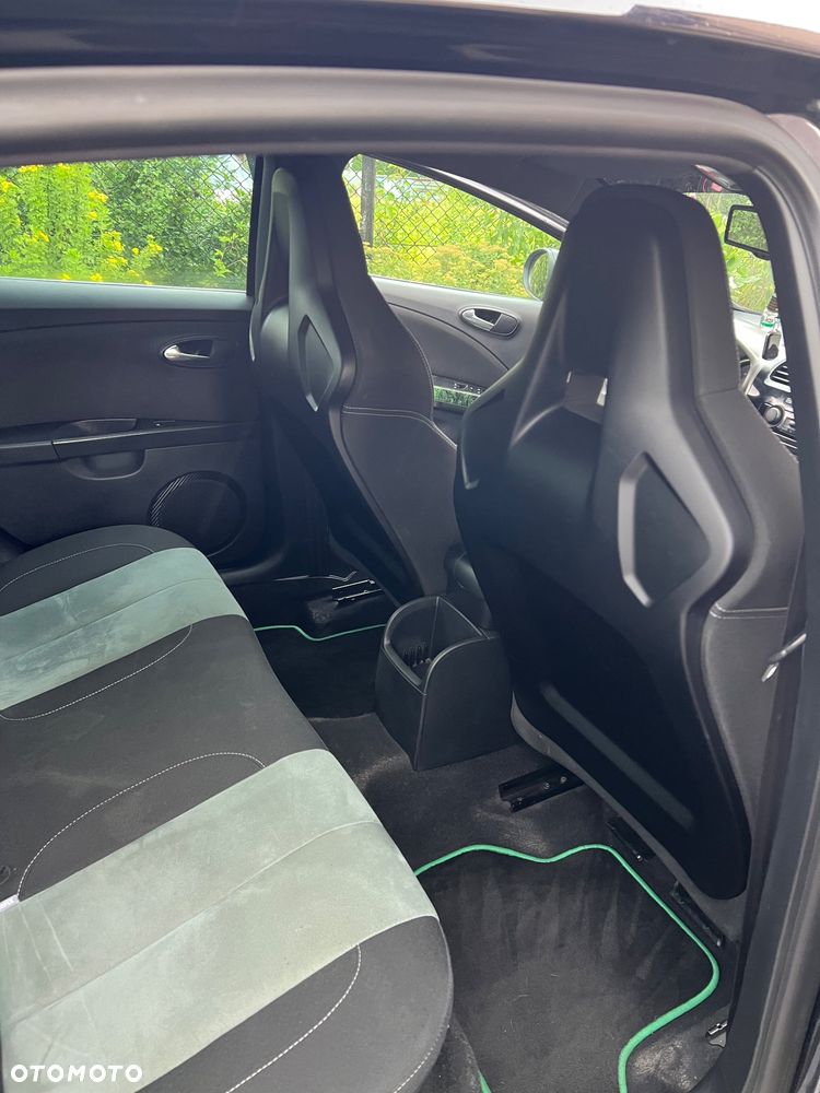 Seat Leon 2.0 T FSI Cupra R - 7