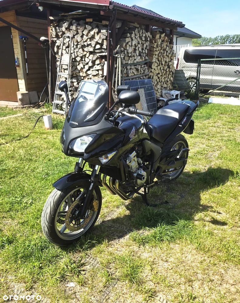 Honda CBF - 2