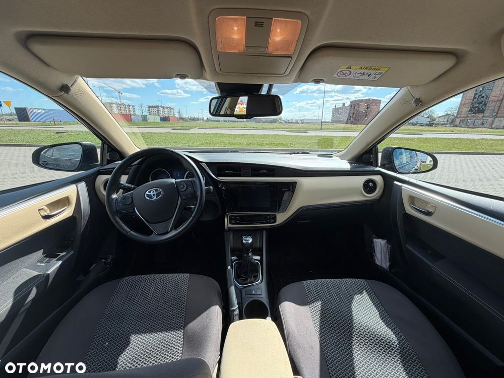 Toyota Corolla 1.6 Comfort - 10