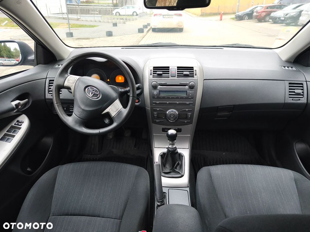 Toyota Corolla 1.6 2010 - 14