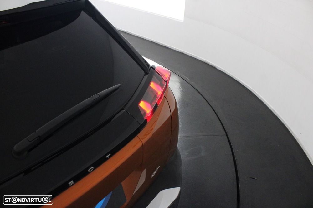 Peugeot e-2008 50 kWh GT - 45