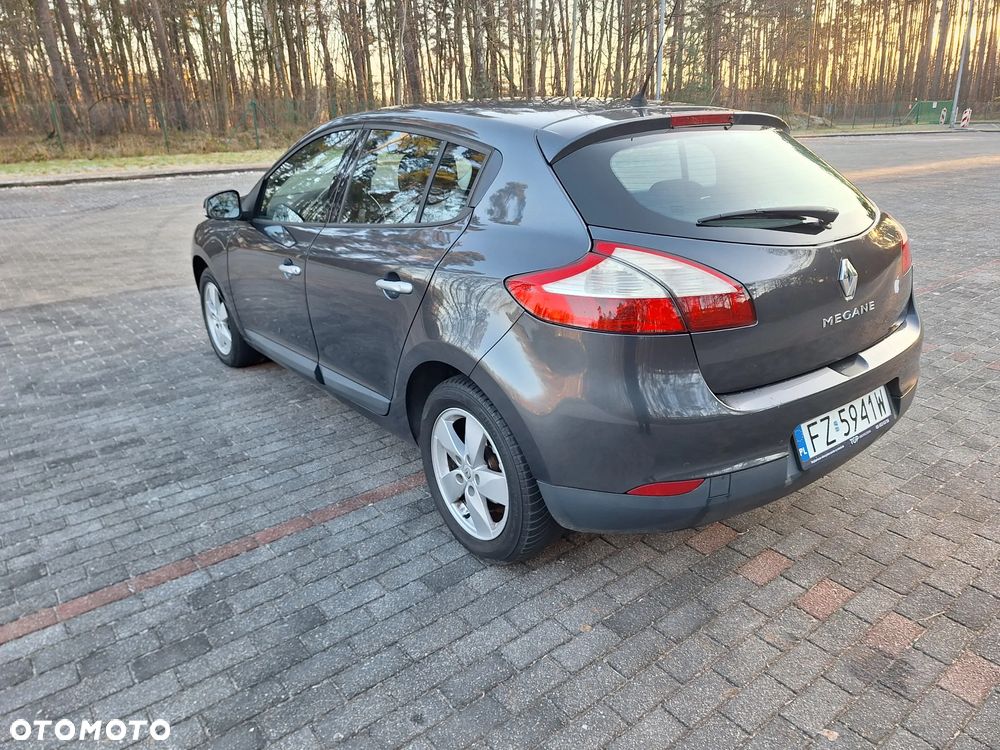 Renault Megane 1.6 16V 110 Dynamique - 4