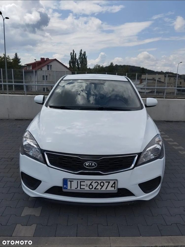 Kia ProCeed Pro_cee'd 1.4 L - 2