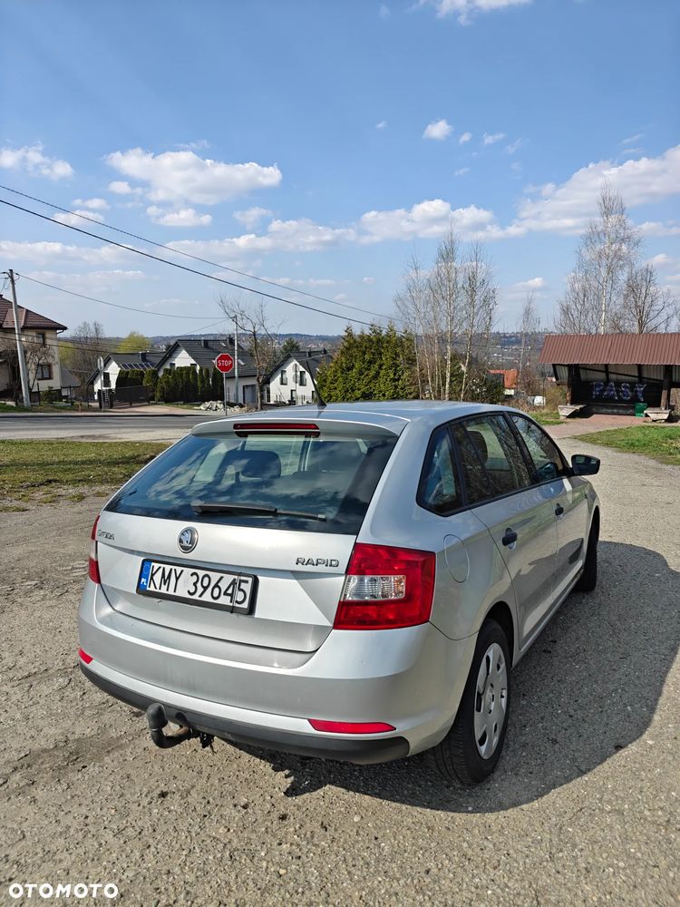 Skoda RAPID 1.6 TDI DPF Ambition Max - 4