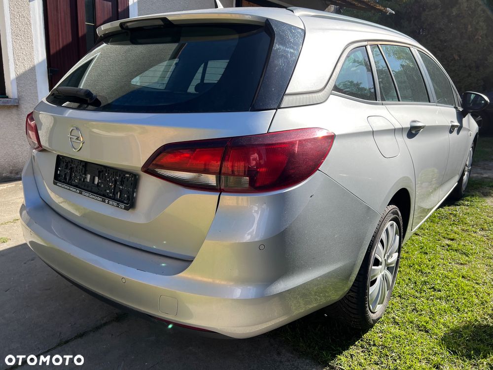 Opel Astra - 4