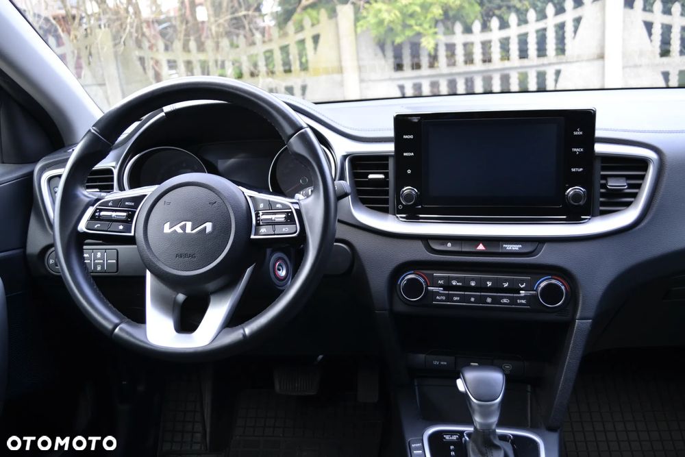 Kia Ceed 1.5 T-GDI M DCT - 35