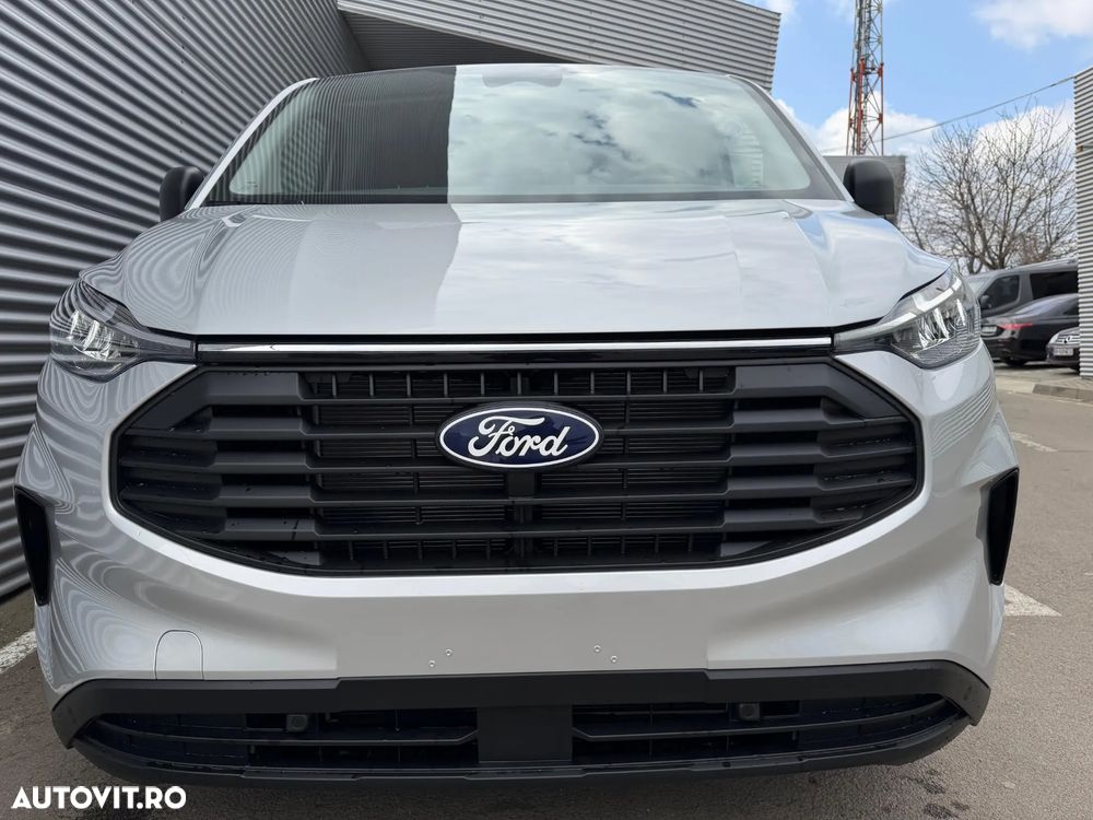 Ford Transit Custom 320L 2.0 EcoBlue 136 CP 8AT L2H1 FWD Trend - 24