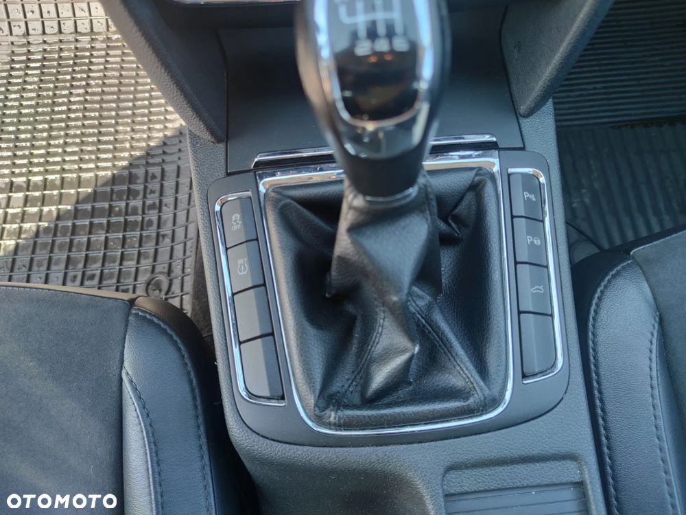 Skoda Superb 2.0 TDI Elegance - 14