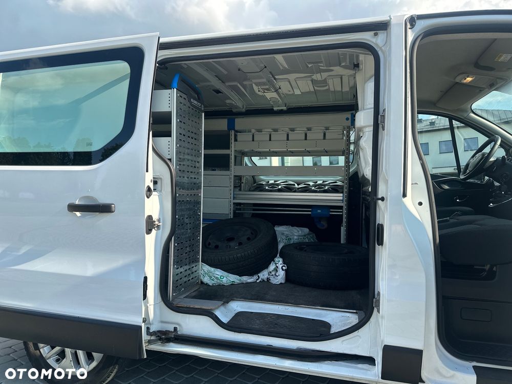 Opel Vivaro - 21