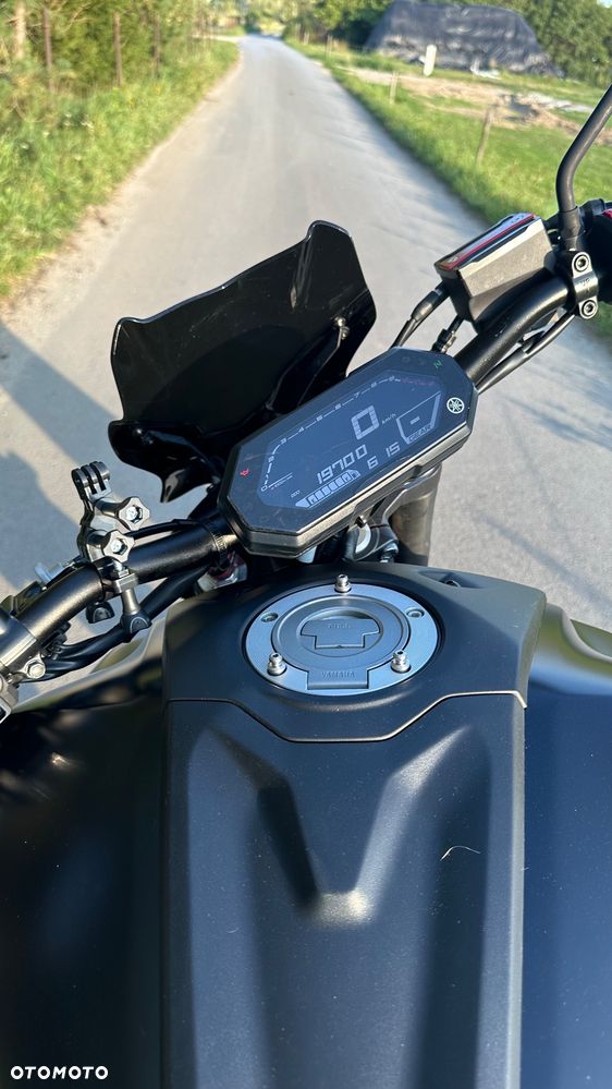 Yamaha MT - 6