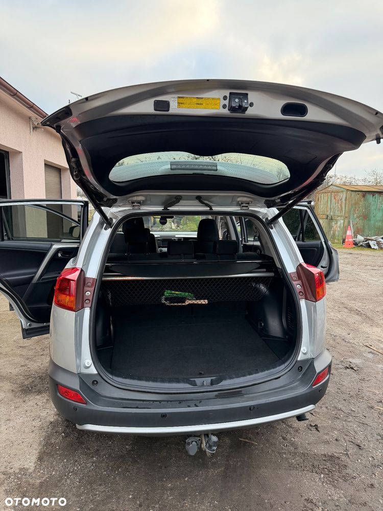 Toyota RAV4 2.0 D-4D Premium 4x2 - 6