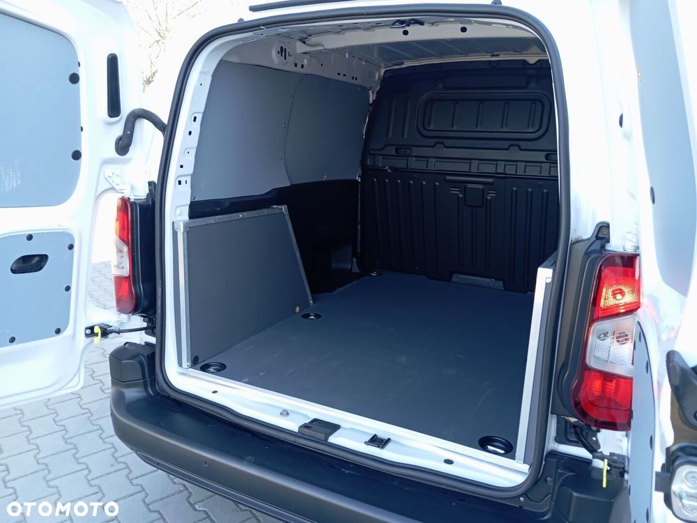 Toyota PROACE CITY - 17