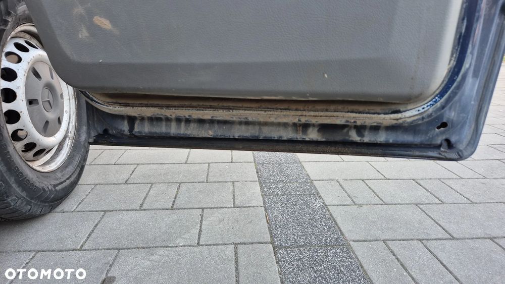 Mercedes-Benz SPRINTER - 15