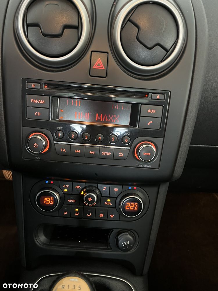 Nissan Qashqai+2 - 11