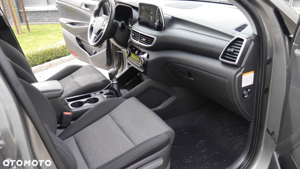 Hyundai Tucson 1.6 CRDi 2WD Select - 28