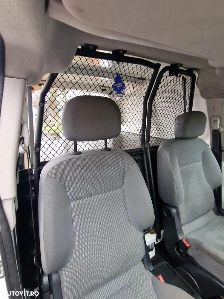 Peugeot Partner - 11