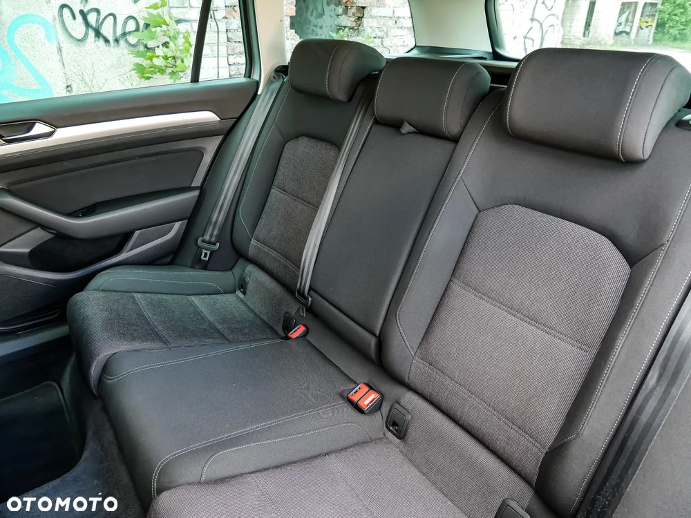 Volkswagen Passat 2.0 TDI SCR DSG Highline - 37
