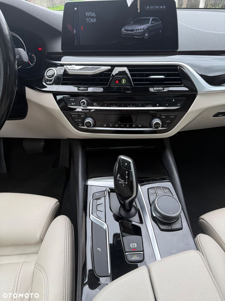 BMW Seria 5 - 12