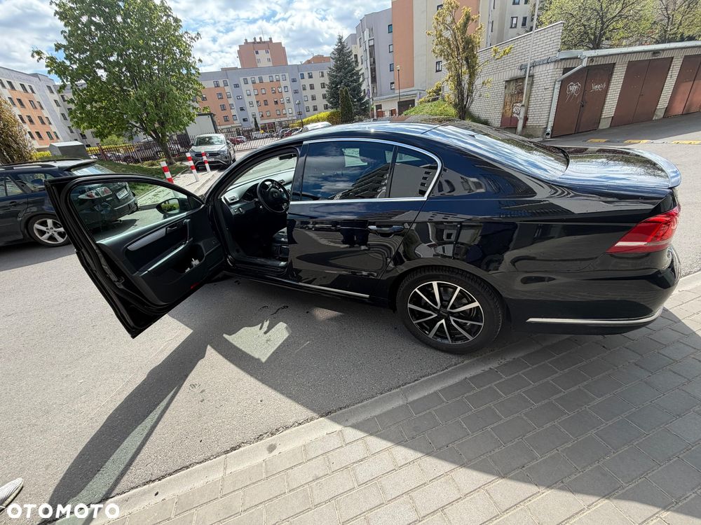 Volkswagen Passat 2.0 TDI Highline R-Style DSG - 1