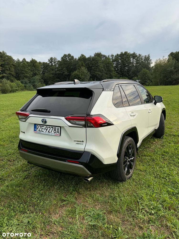 Toyota RAV4 - 5