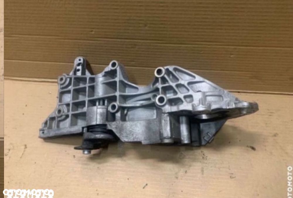 03L903143Q Łapa wieszak alternatora vw tiguan 5N lift 2.0tdi - 2