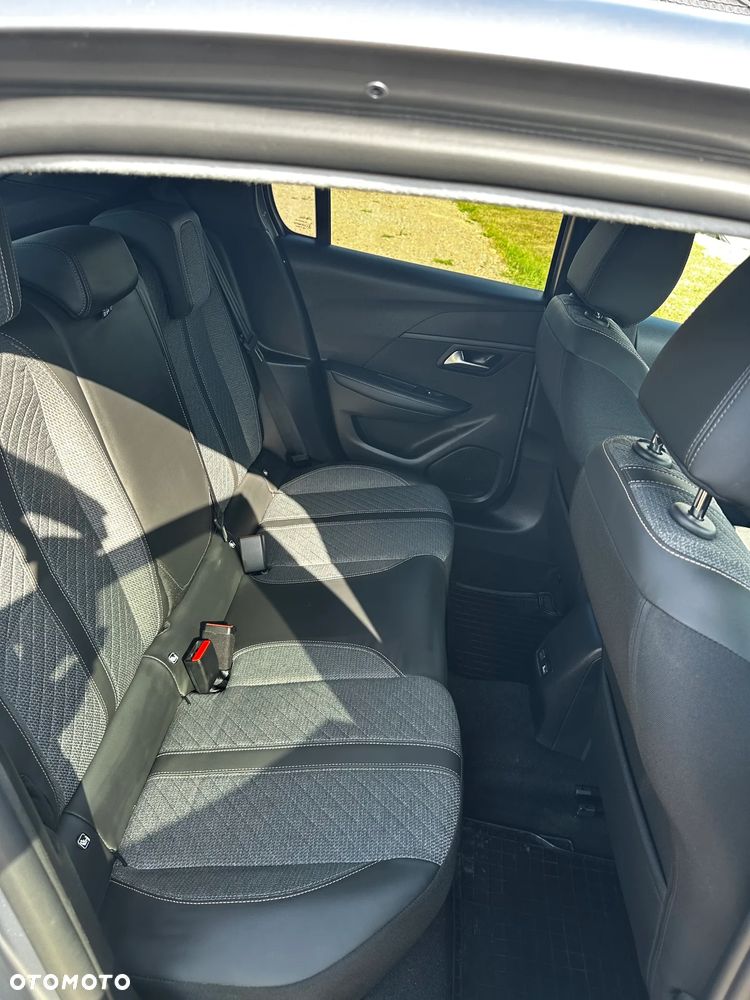 Peugeot 208 1.2 T Allure S&S - 18