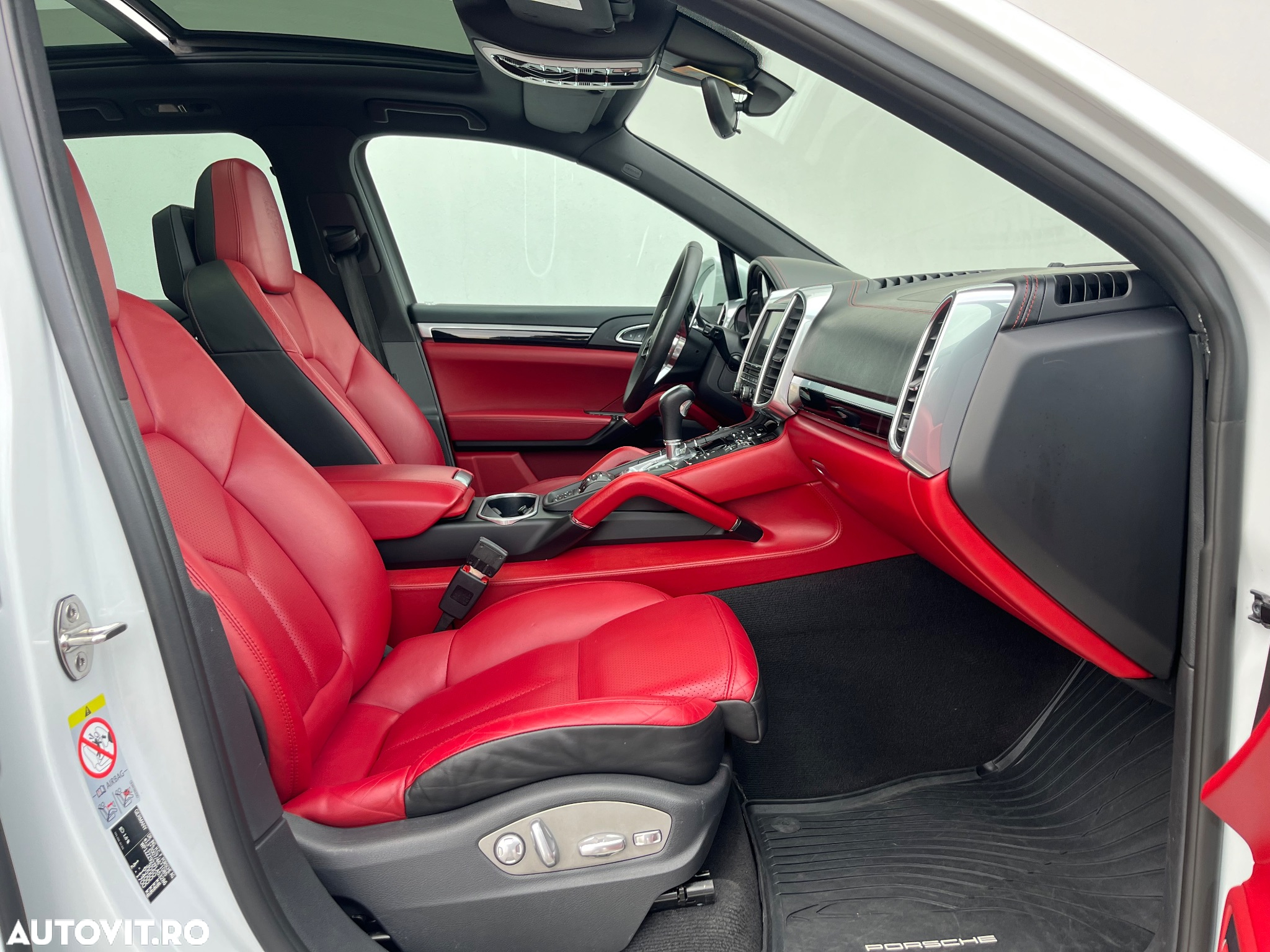 Porsche Cayenne S Hybrid Tiptronic S - 15